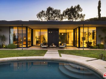 3306 Deronda Drive
