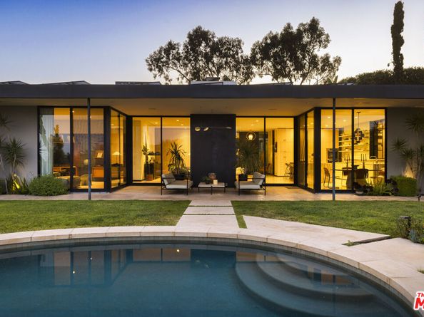 3306 Deronda Drive, Los Angeles CA 90068