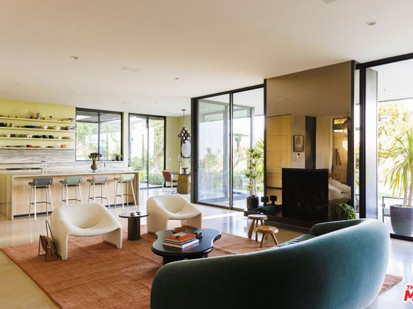 3306 Deronda Drive, Los Angeles CA 90068