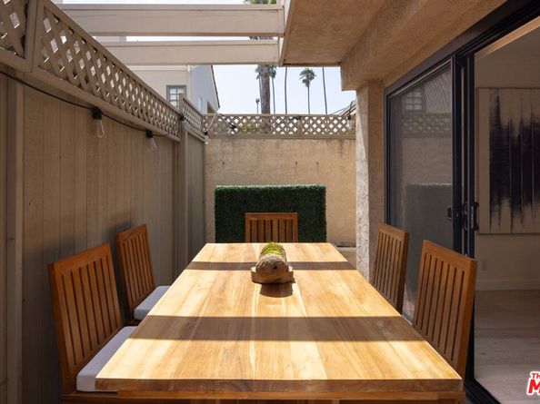 814 18th Street F, Santa Monica CA 90403