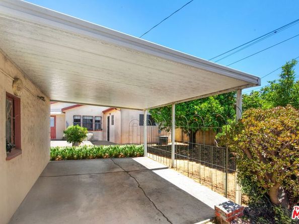 9023 S Halldale Avenue, Los Angeles CA 90047