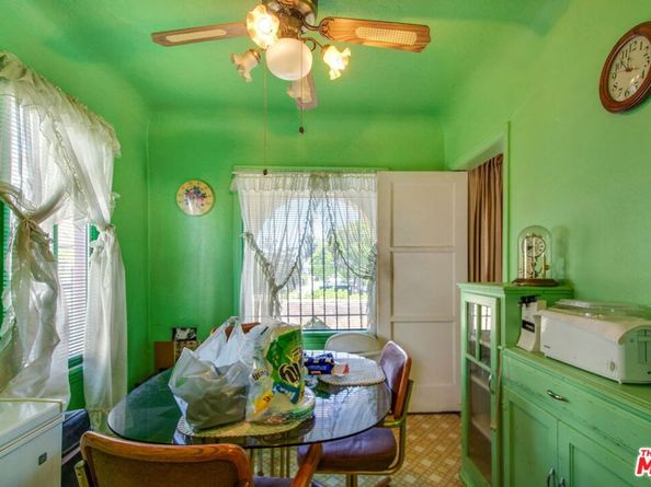 9023 S Halldale Avenue, Los Angeles CA 90047
