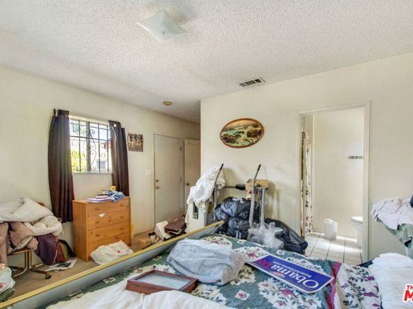 9023 S Halldale Avenue, Los Angeles CA 90047