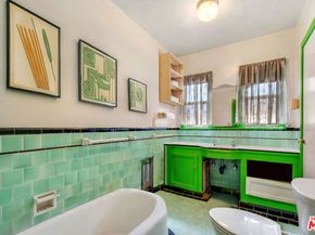 9023 S Halldale Avenue, Los Angeles CA 90047