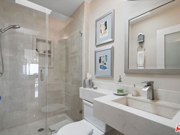 16906 Enchanted Place, Pacific Palisades CA 90272