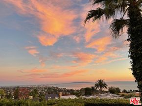 16906 Enchanted Place, Pacific Palisades CA 90272