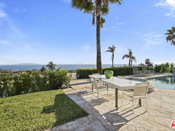 16906 Enchanted Place, Pacific Palisades CA 90272