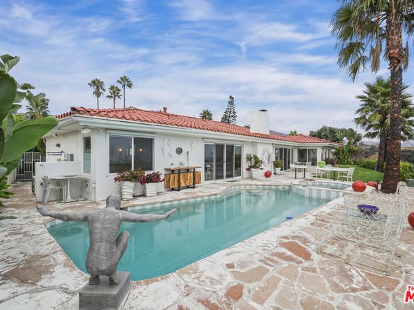 16906 Enchanted Place, Pacific Palisades CA 90272