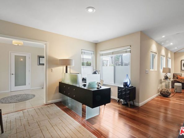 16906 Enchanted Place, Pacific Palisades CA 90272