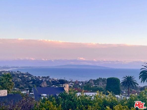 16906 Enchanted Place, Pacific Palisades CA 90272