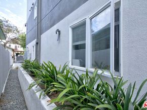 125 N Mountain View Avenue, Los Angeles CA 90026