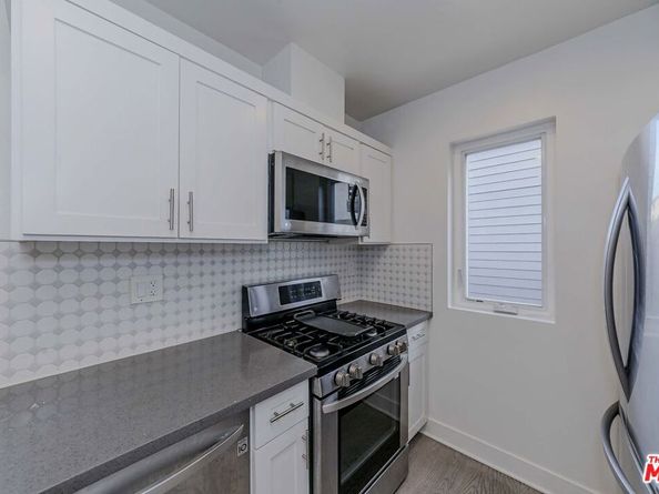 125 N Mountain View Avenue, Los Angeles CA 90026