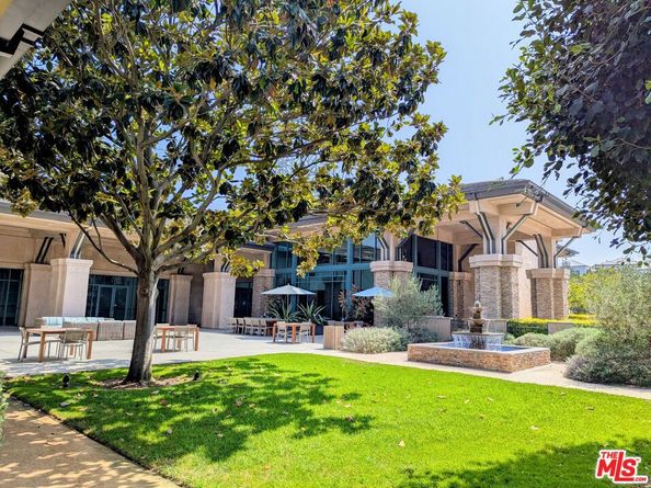 7100 Playa Vista Drive 120, Playa Vista CA 90094