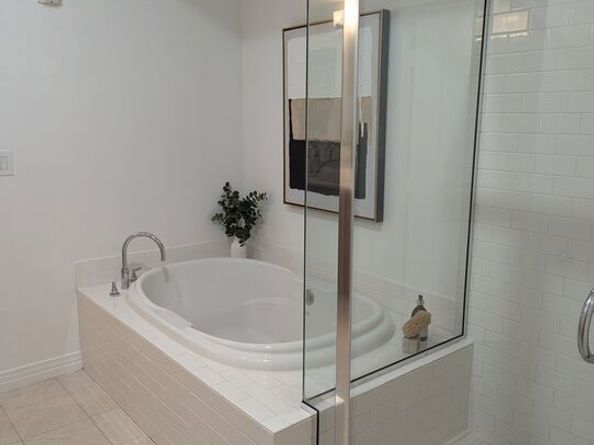 7100 Playa Vista Drive 120, Playa Vista CA 90094