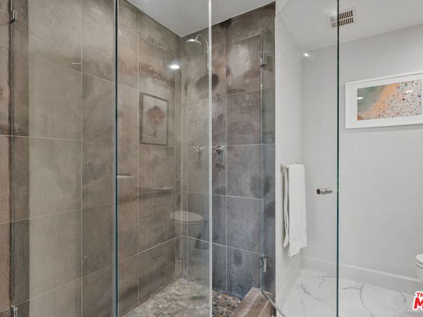 2220 Avenue Of The Stars 702, Los Angeles CA 90067