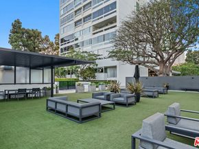 2220 Avenue Of The Stars 702, Los Angeles CA 90067