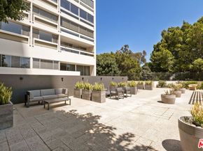 2220 Avenue Of The Stars 702, Los Angeles CA 90067