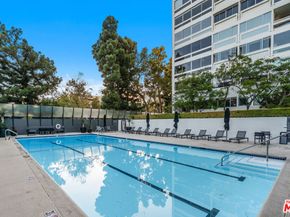 2220 Avenue Of The Stars 702, Los Angeles CA 90067