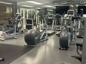 2220 Avenue Of The Stars 702, Los Angeles CA 90067