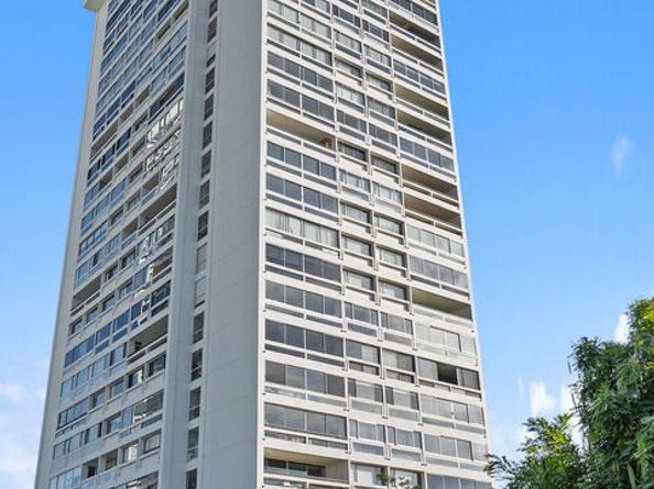 2220 Avenue Of The Stars 702, Los Angeles CA 90067