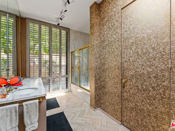 1255 Delresto Drive, Beverly Hills CA 90210