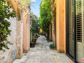 1255 Delresto Drive, Beverly Hills CA 90210