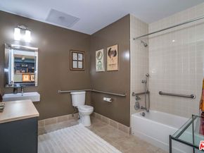 1 W Century Drive 4B, Los Angeles CA 90067