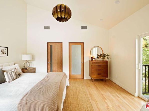 2701 Jalmia Drive, Los Angeles CA 90046