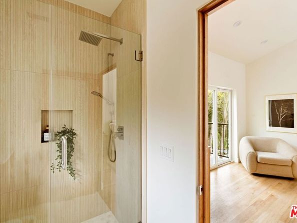 2701 Jalmia Drive, Los Angeles CA 90046