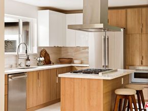 2701 Jalmia Drive, Los Angeles CA 90046