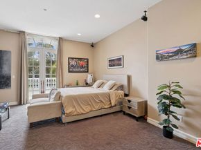 19016 Devonport Lane, Tarzana CA 91356