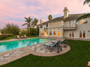 19016 Devonport Lane, Tarzana CA 91356