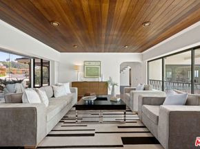 2267 Winona Boulevard, Los Angeles CA 90027