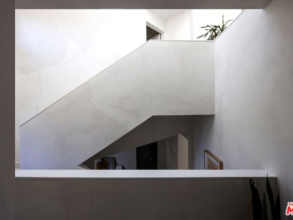 29328 Heathercliff Road, Malibu CA 90265