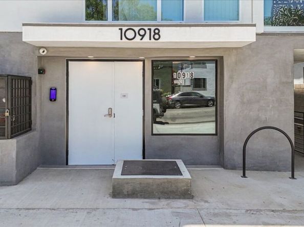 10918 Camarillo Street, North Hollywood CA 91603