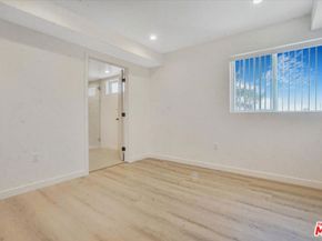 10918 Camarillo Street, North Hollywood CA 91603