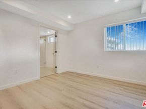 10918 Camarillo Street, North Hollywood CA 91603