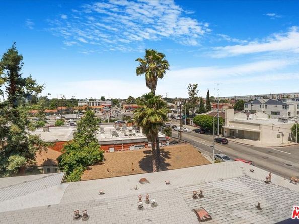 10918 Camarillo Street, North Hollywood CA 91603