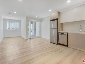 10918 Camarillo Street, North Hollywood CA 91603