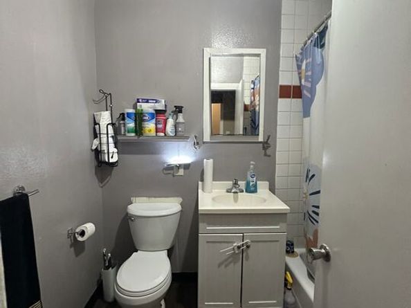 4518 Abbey Place, Los Angeles CA 90019