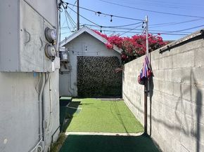 4518 Abbey Place, Los Angeles CA 90019