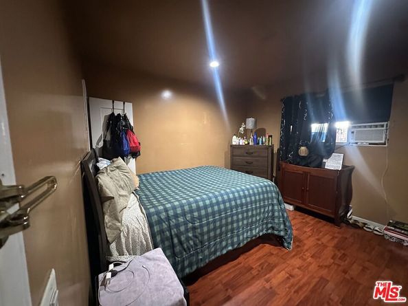 4518 Abbey Place, Los Angeles CA 90019