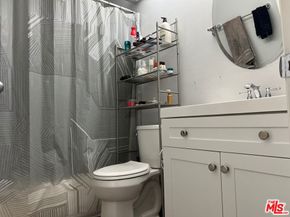 20134 Leadwell Street 133, Winnetka CA 91306