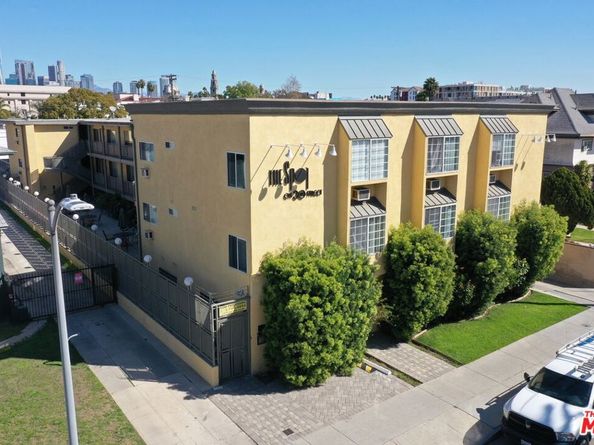 721 W 30th Street, Los Angeles CA 90007