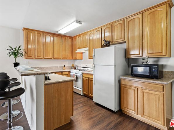 721 W 30th Street, Los Angeles CA 90007