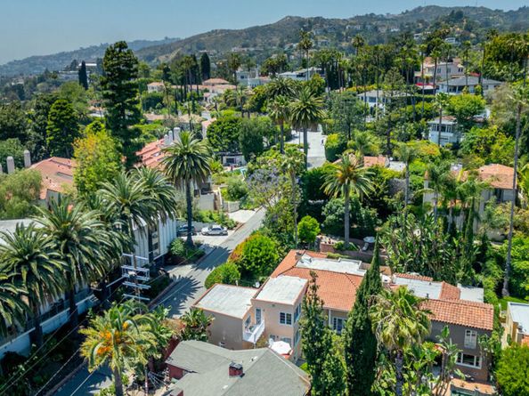 2001 Holly Hill Terrace, Los Angeles CA 90068