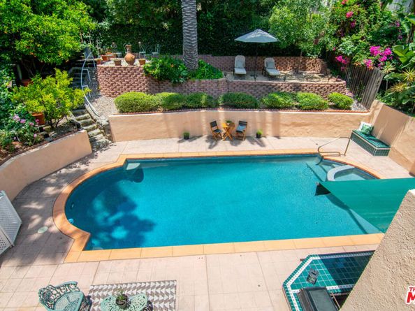 2001 Holly Hill Terrace, Los Angeles CA 90068