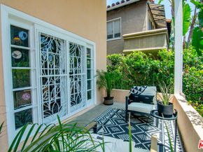 2001 Holly Hill Terrace, Los Angeles CA 90068