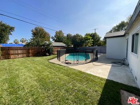 6906 Balcom Avenue, Reseda CA 91335