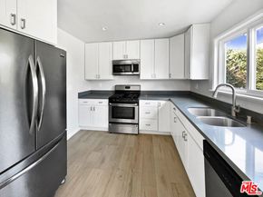 6906 Balcom Avenue, Reseda CA 91335